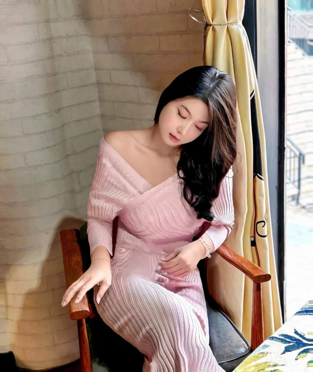 离异少妇吹下午茶的风? ?