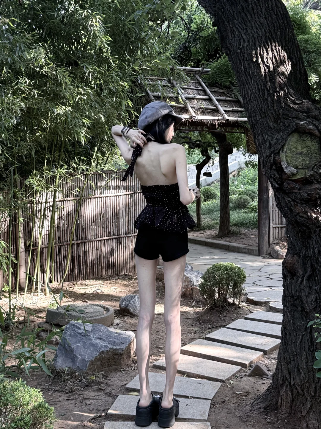 174 85｜你看她的腿会发光诶