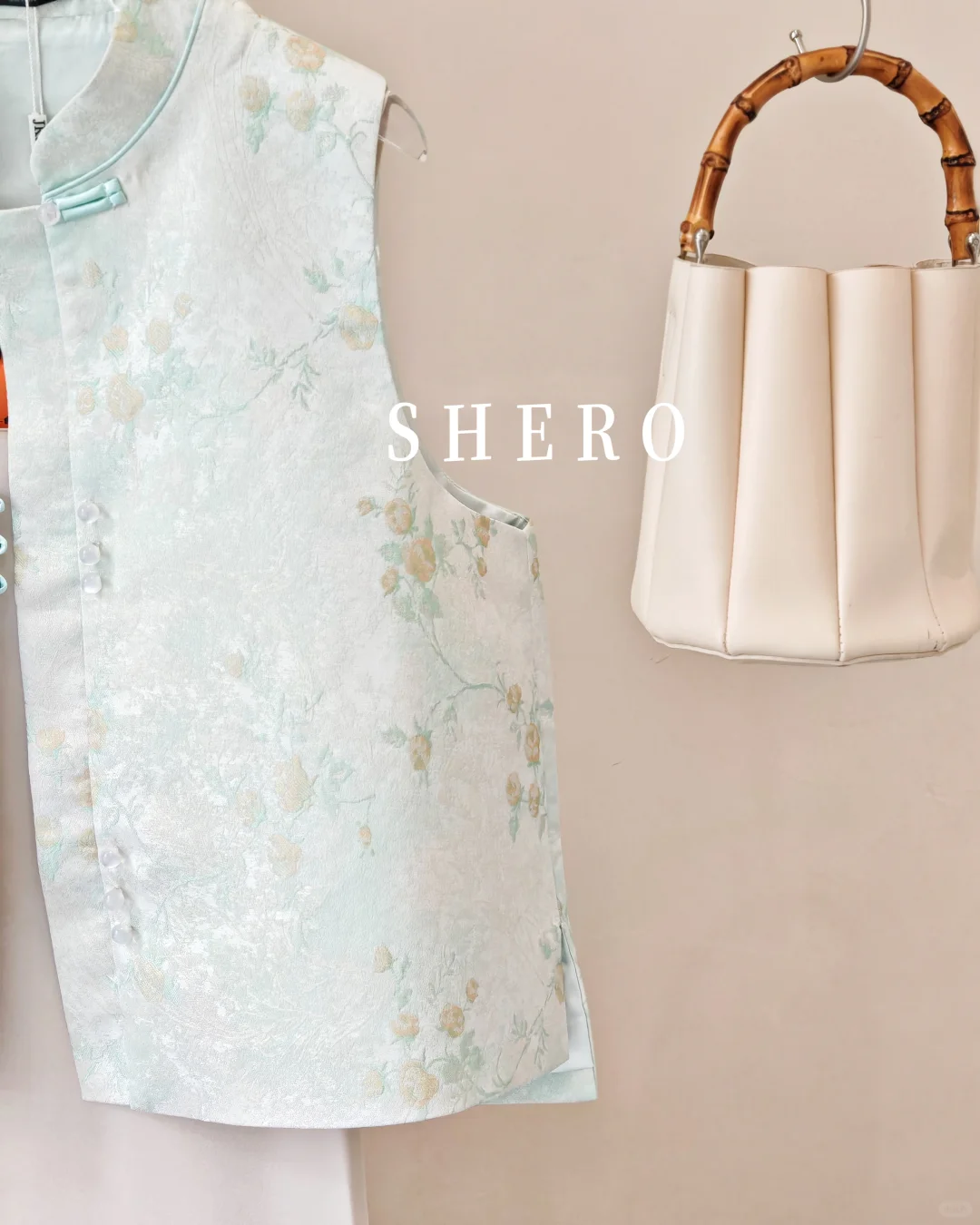 请大家珍惜好这个夏末的穿衣自由