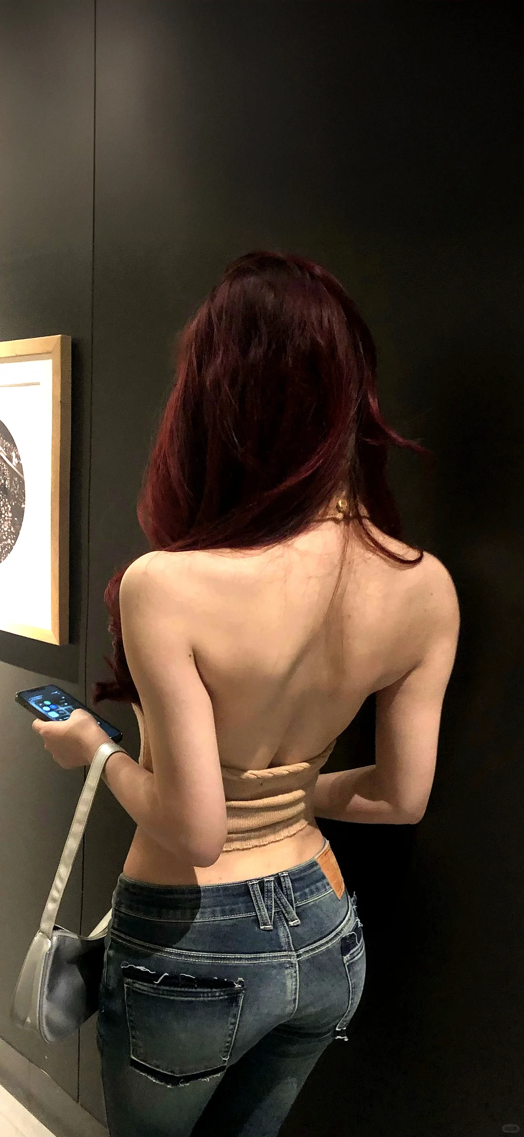 什么样的女孩会有如此美丽的背???