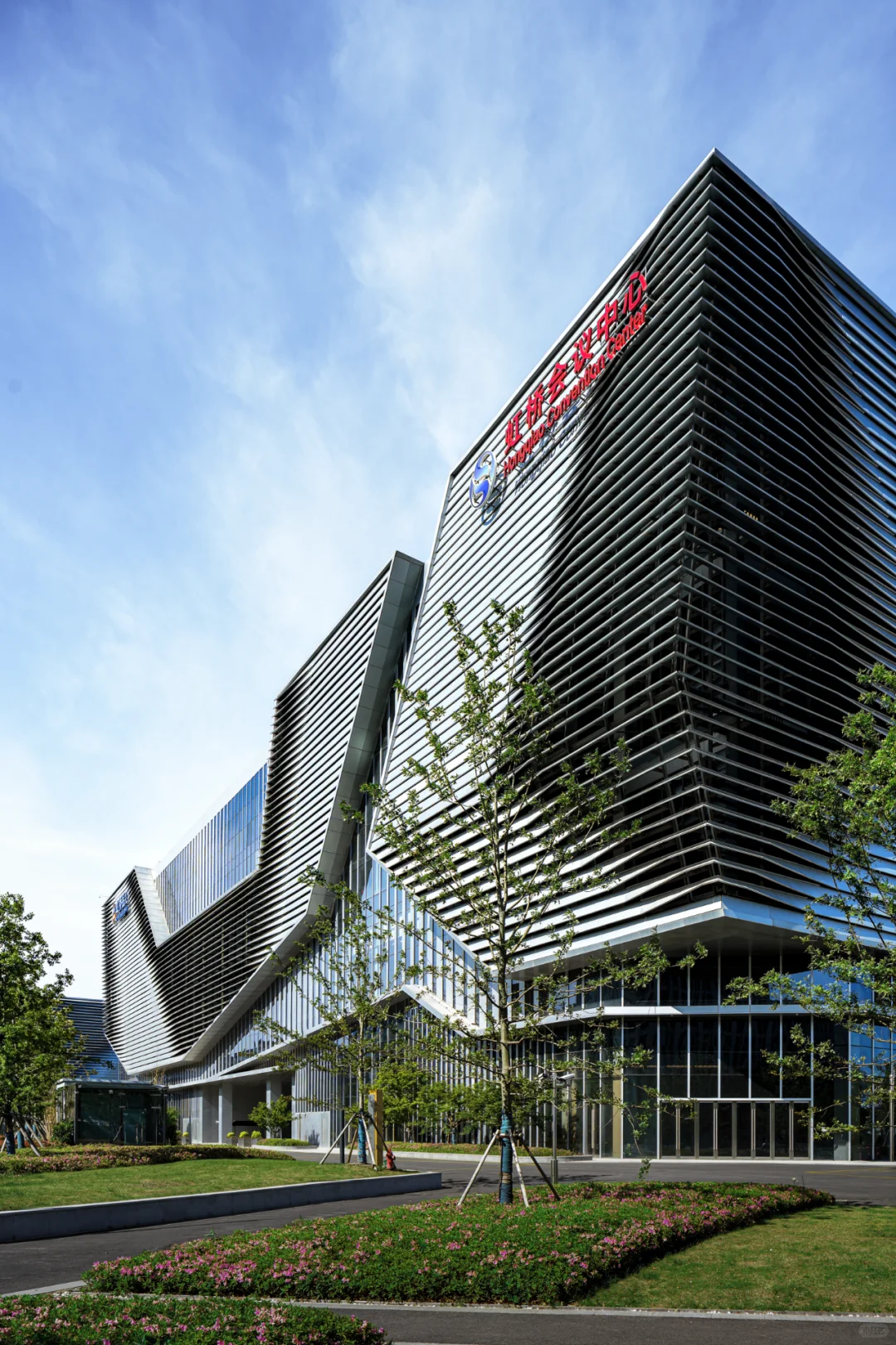 Aedas丨篆刻立面 虹桥进口商品展示交易中心