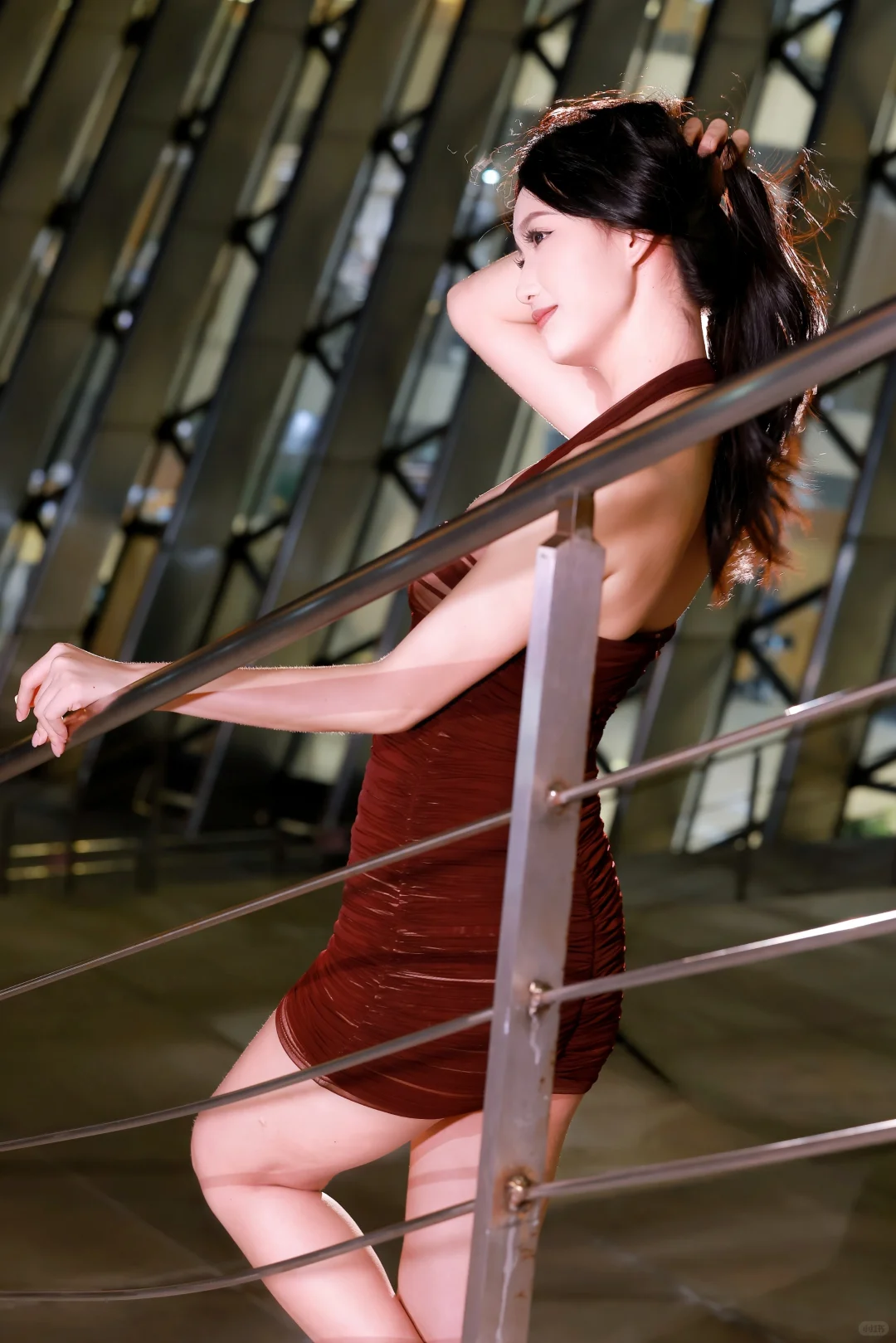 #太美啦！美裙美腿美夜景！