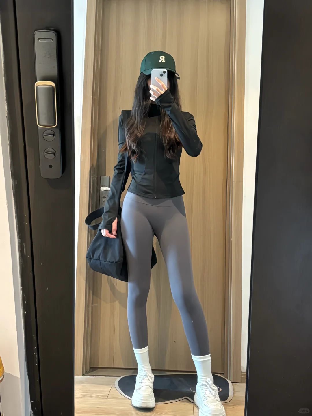 第一次，去健身房这样穿合适吗？