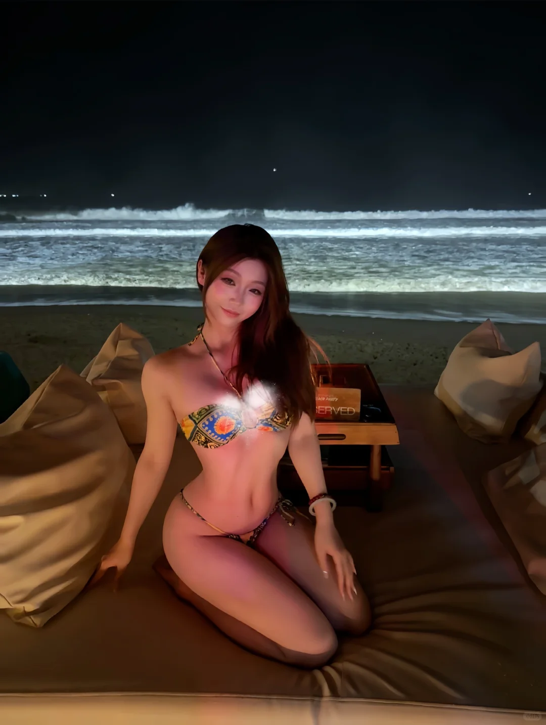 在背后骂我的人，记得顺便欣赏一下我的翘臀