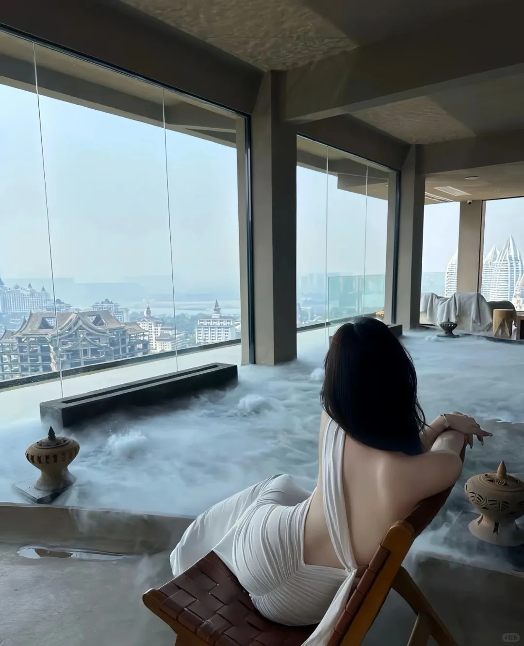 什么样的女孩会有如此美丽的背???