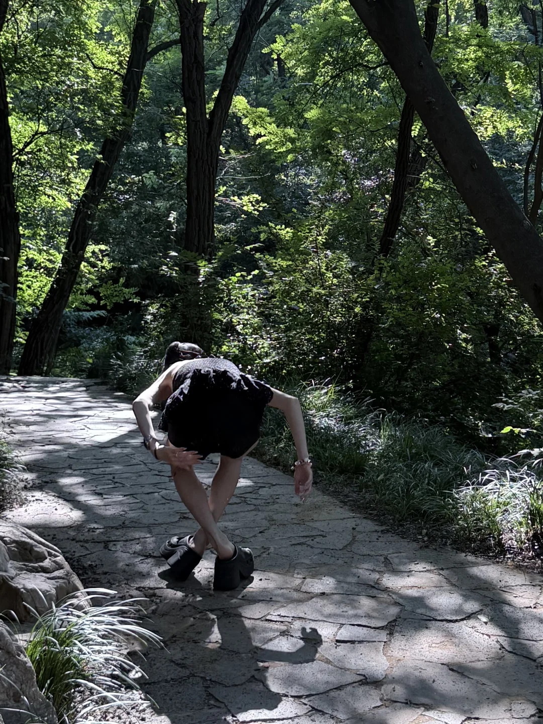 174 85｜你看她的腿会发光诶