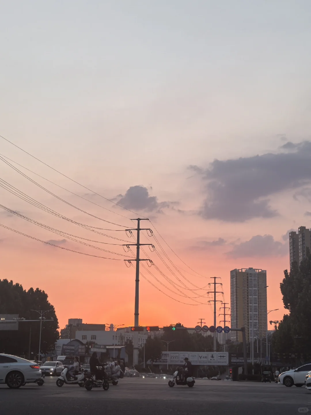 45岁小阿姨 还算有少女感嘛