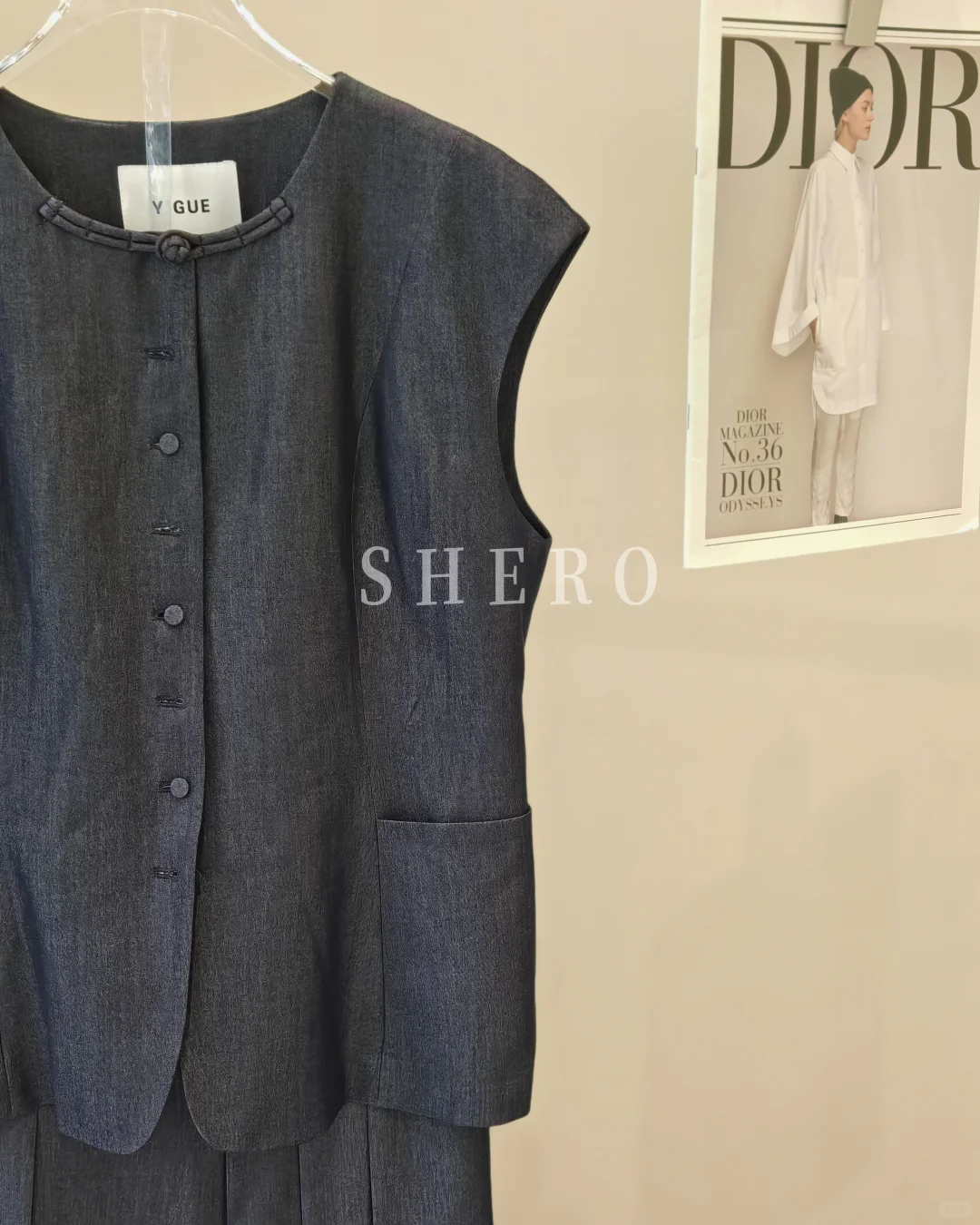 请大家珍惜好这个夏末的穿衣自由