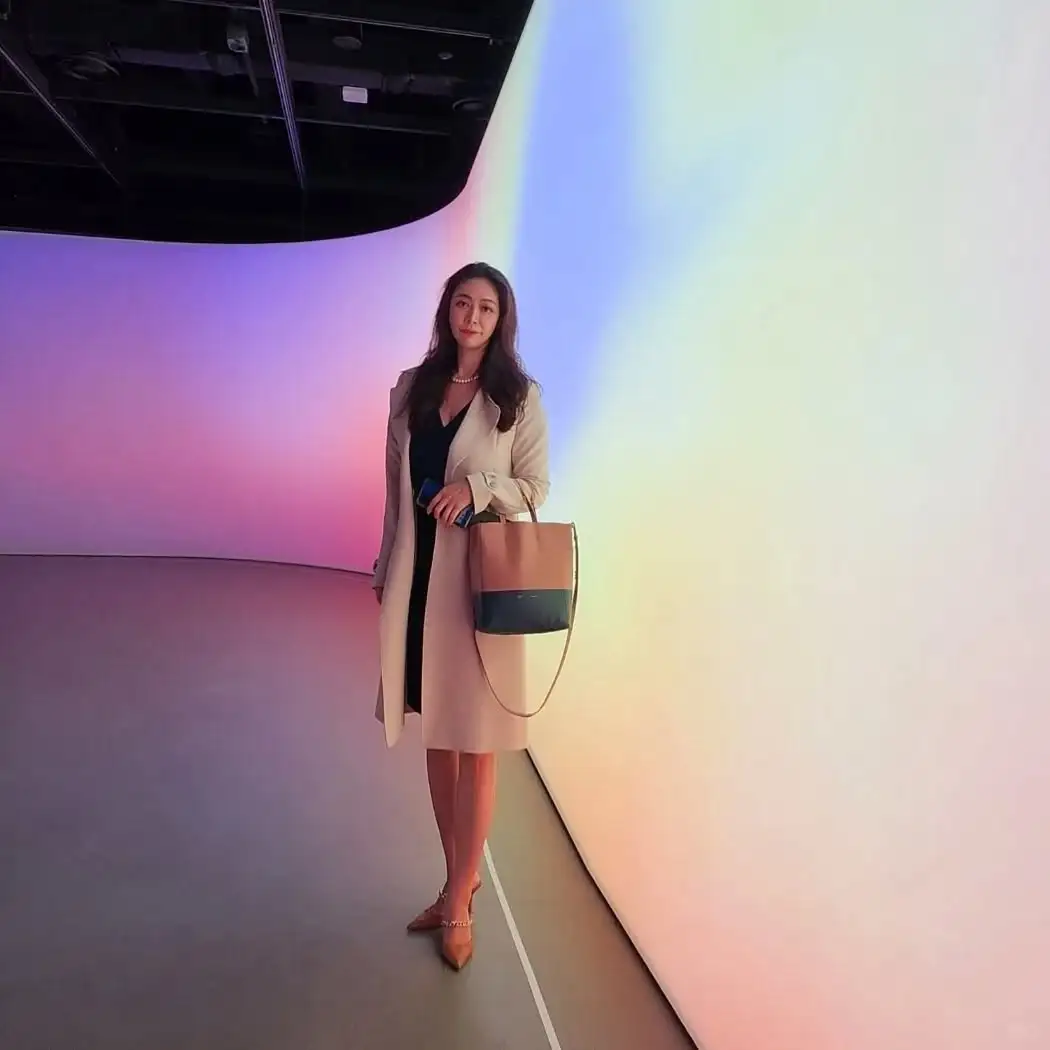 很多弟弟喜欢我这样的老阿姨，我很不解