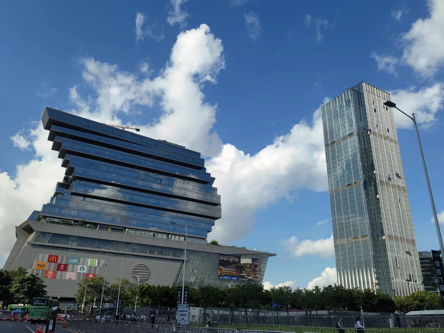 在展会发传单的第一天