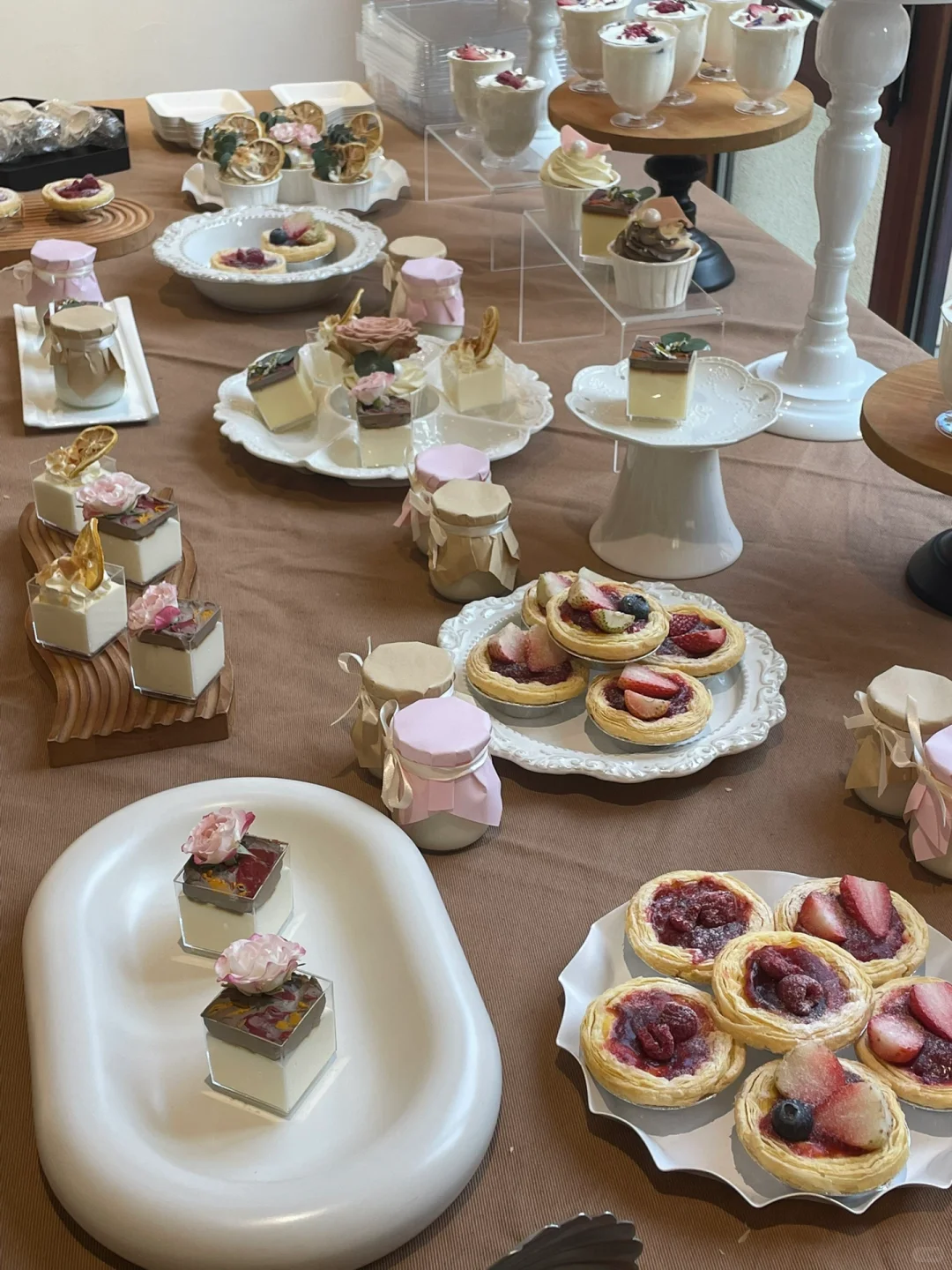 别墅也能办展？！我的第1⃣️次策展实践