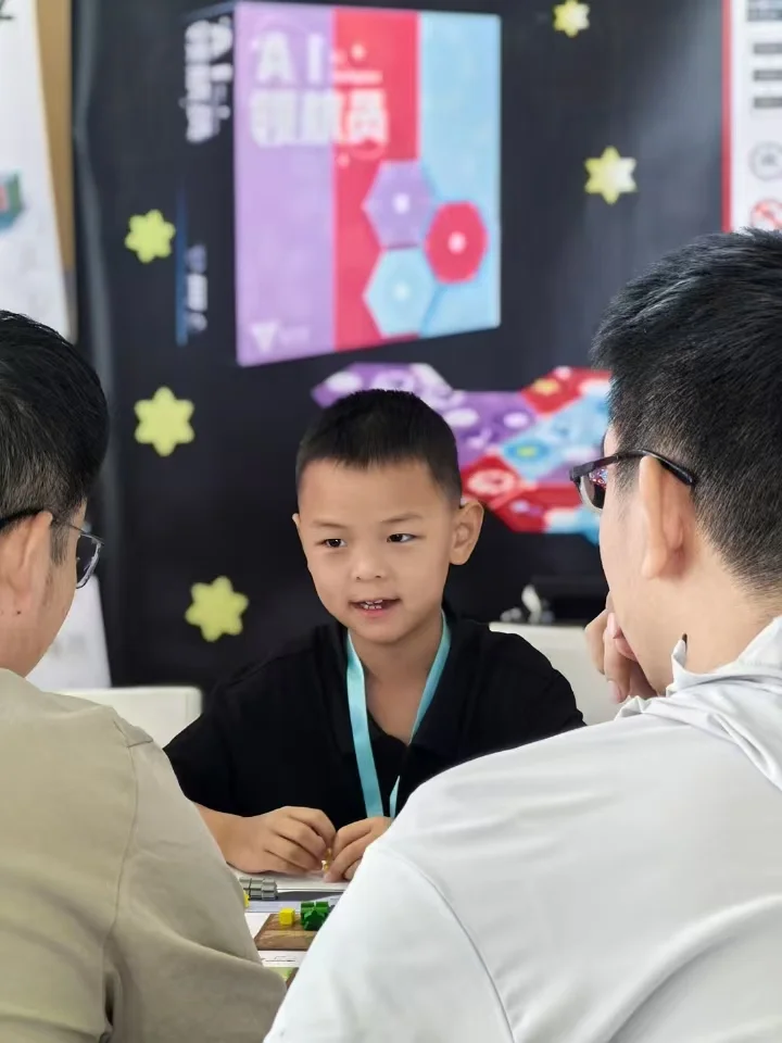 完美收工！小小设计师们的桌游设计展！