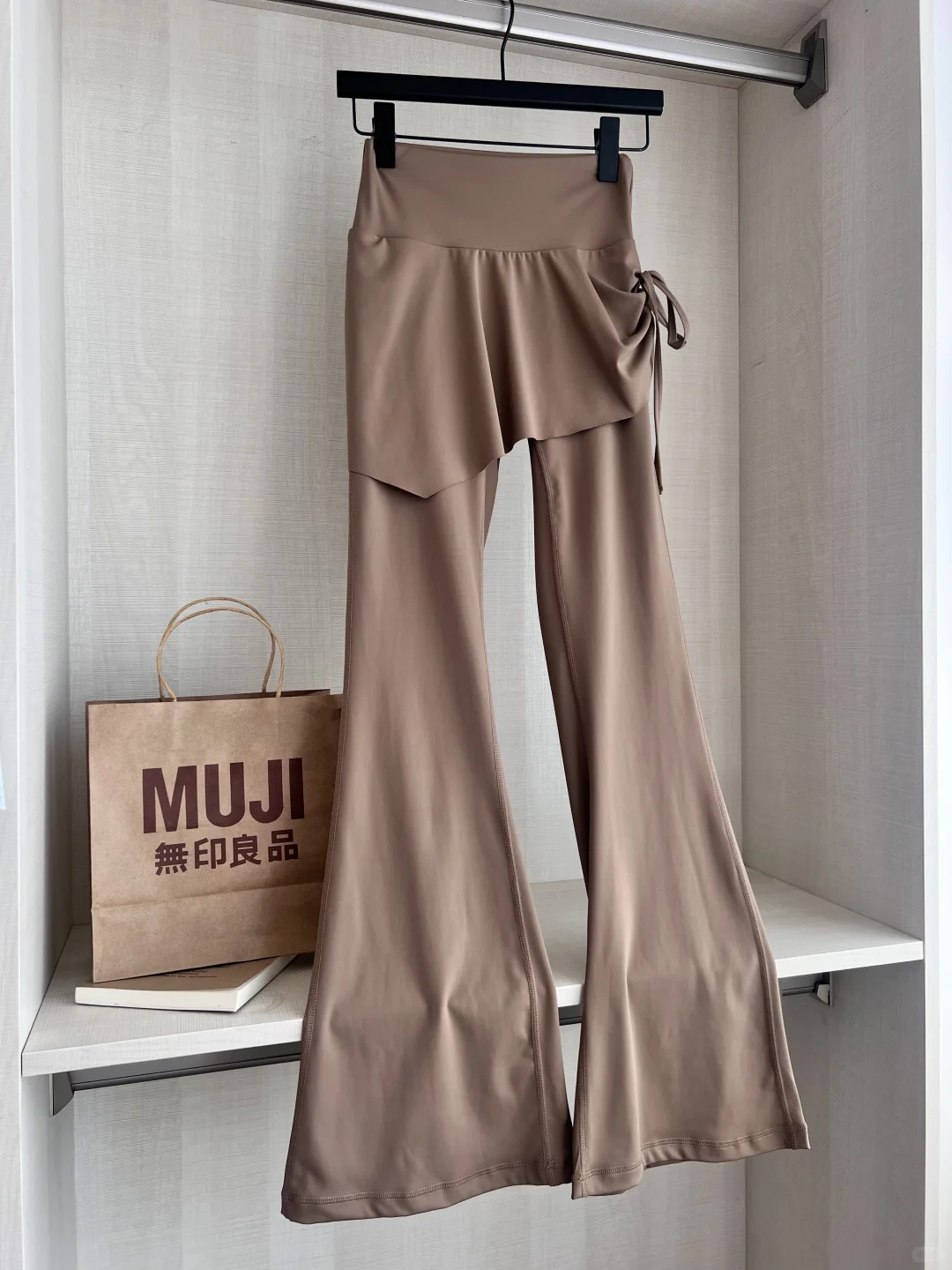 瑜伽裤天花板｜35.9?的瑜伽裤，巨显瘦