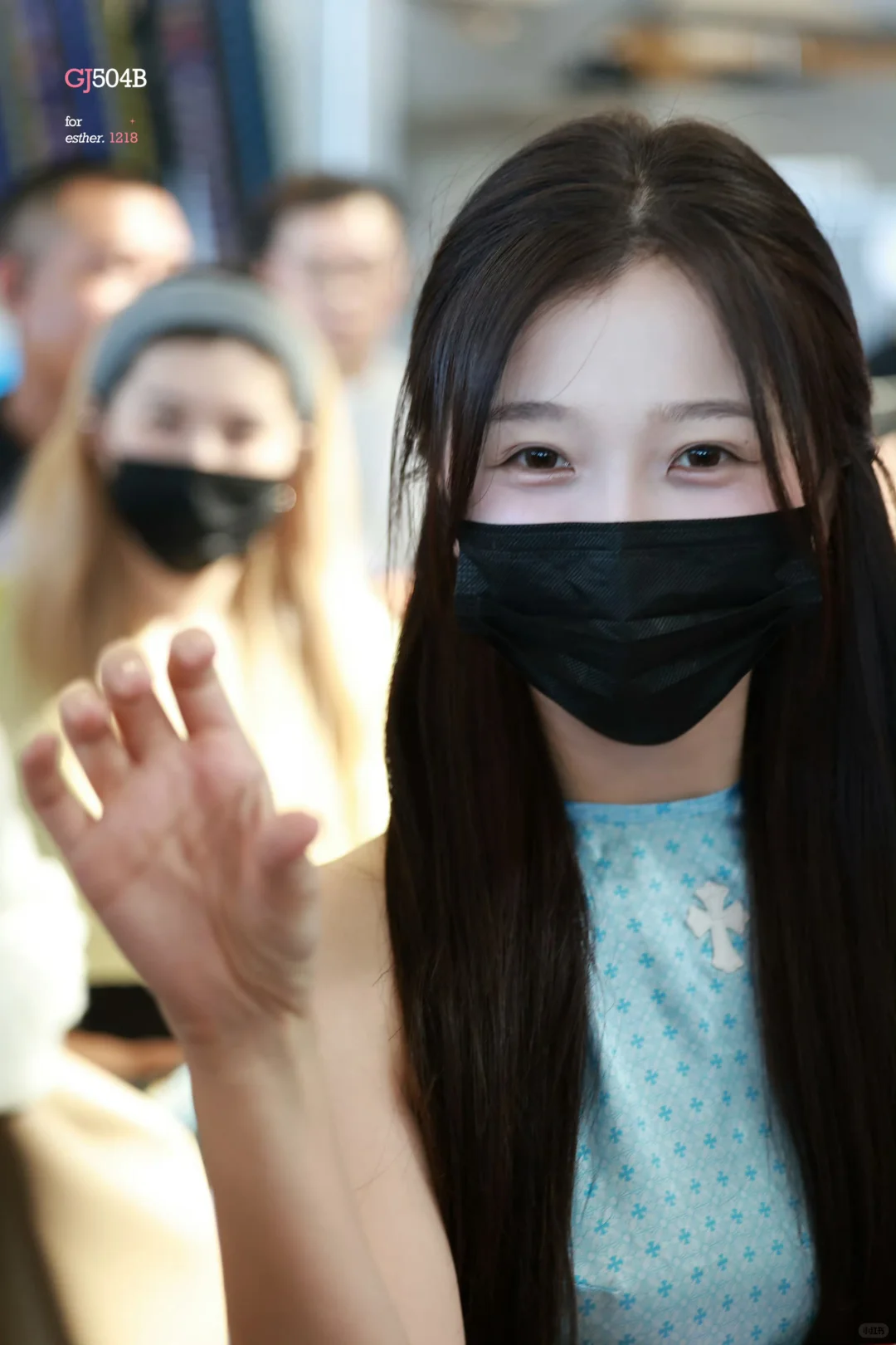 支持美女穿衣自由