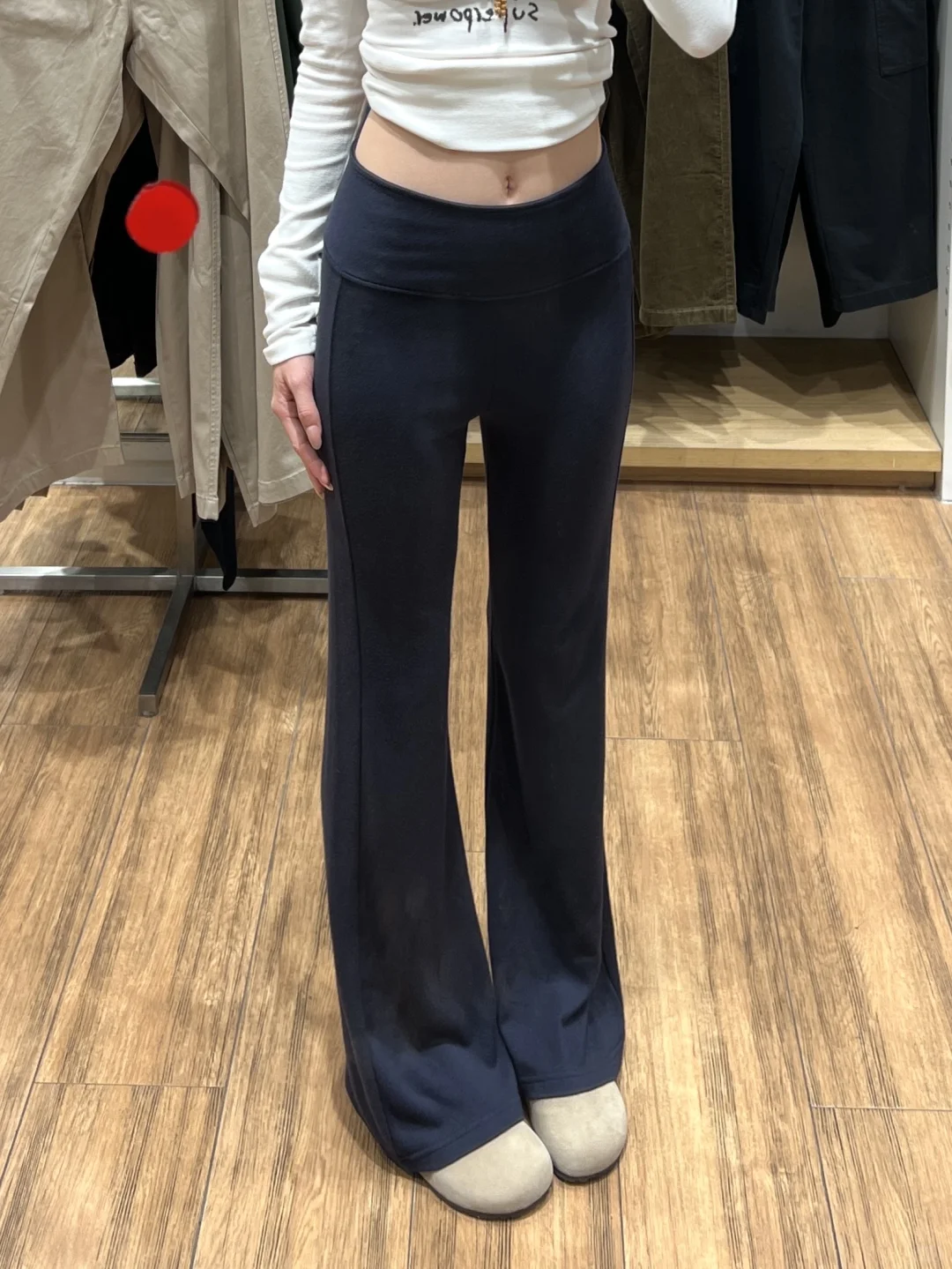 啊啊啊 这条微喇垂垂裤我真的疯狂安利啊啊