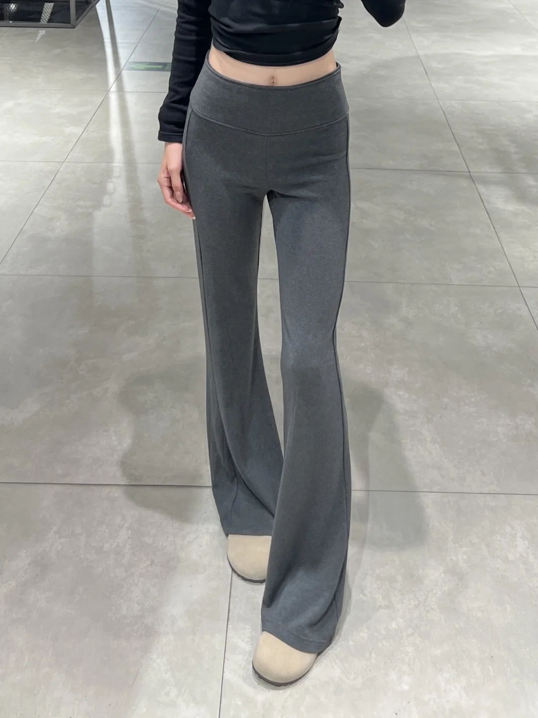 啊啊啊！！谁懂这条微喇瑜伽裤的含金量啊啊啊