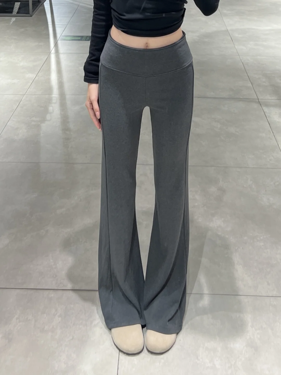 啊啊啊！！谁懂这条微喇瑜伽裤的含金量啊啊啊