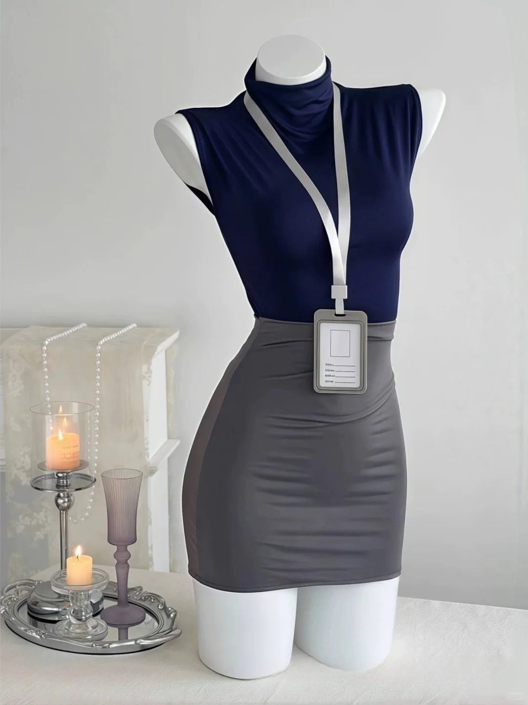 左滑帮我穿上/纯欲秘书睡裙