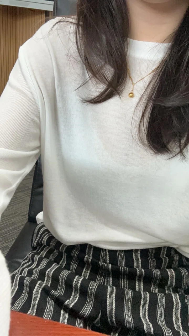 很快就失去了穿衣自由