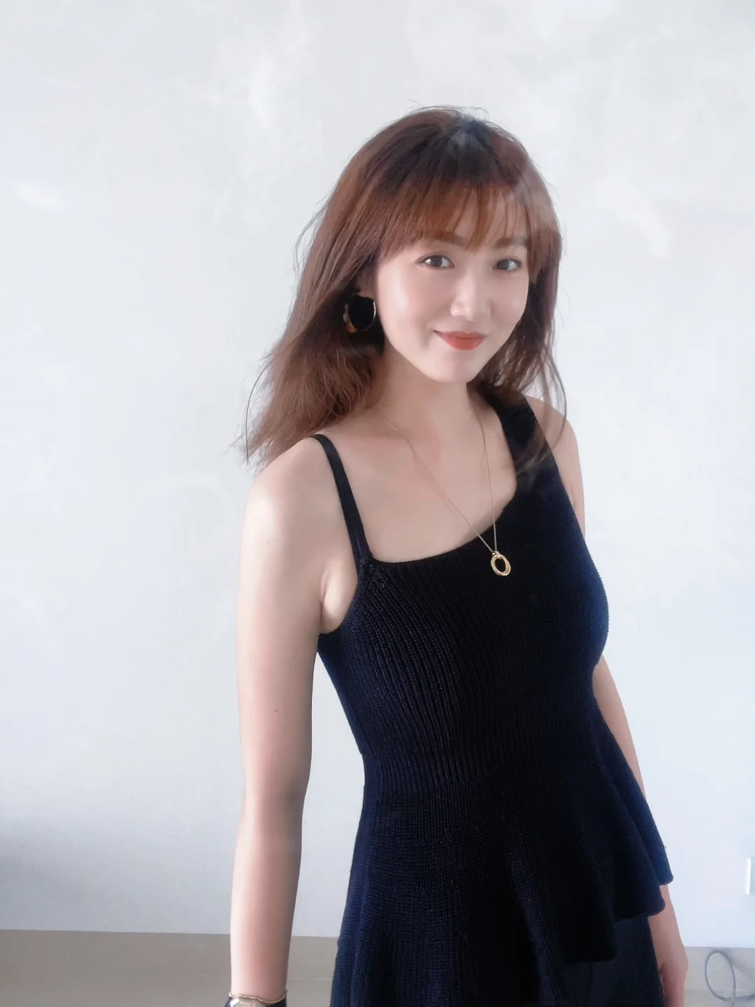 无论什么身材都穿衣自由，黑色极简LOOK