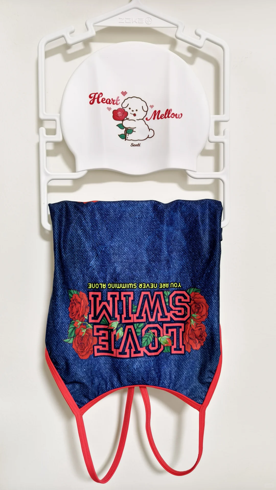 竞速泳衣分享,穿得很彩但游得很菜