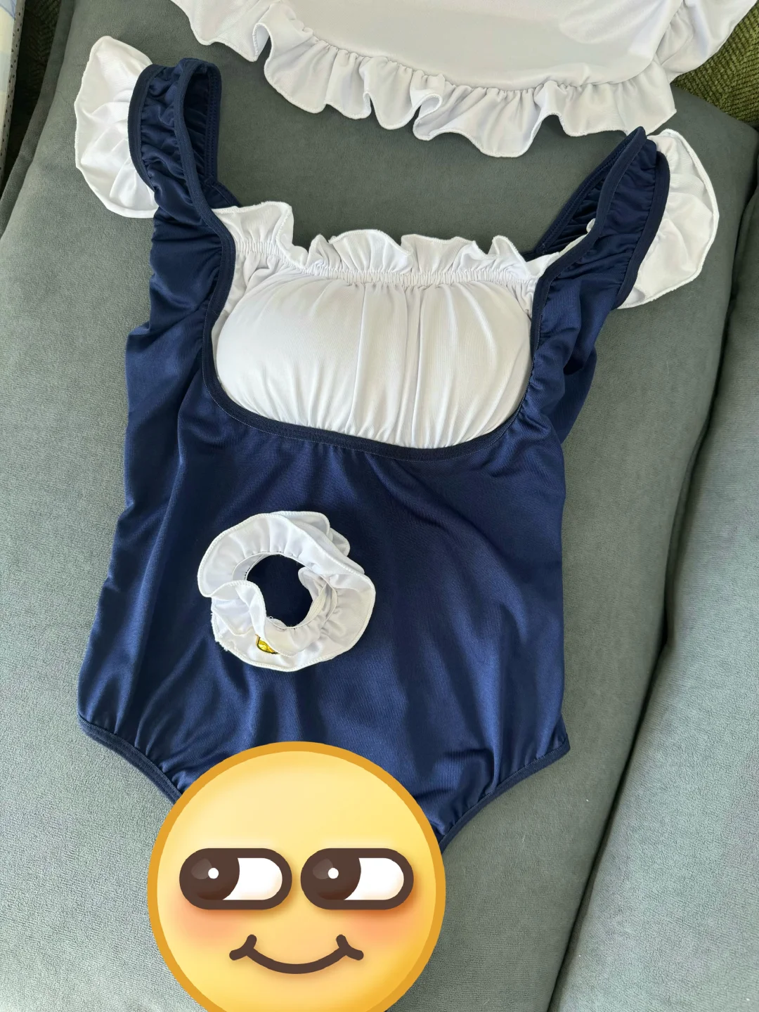 美女的眼光竟是如此相似哒????