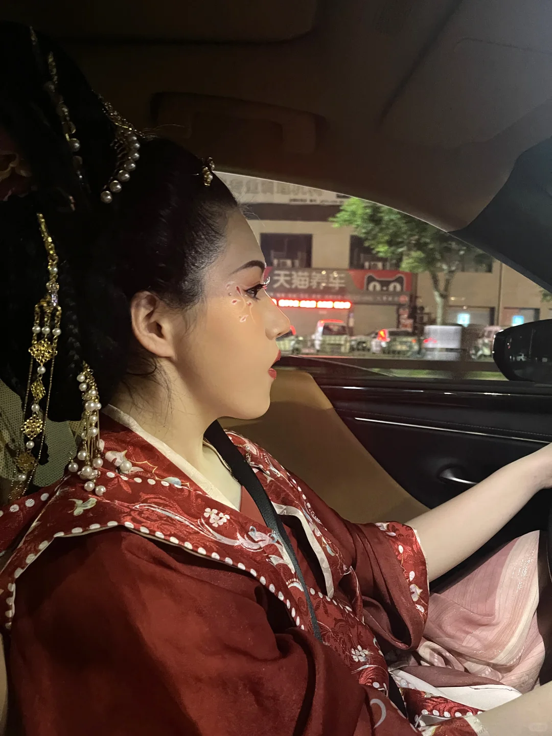 我不是想变瘦 我只是想逃出困住我的躯壳