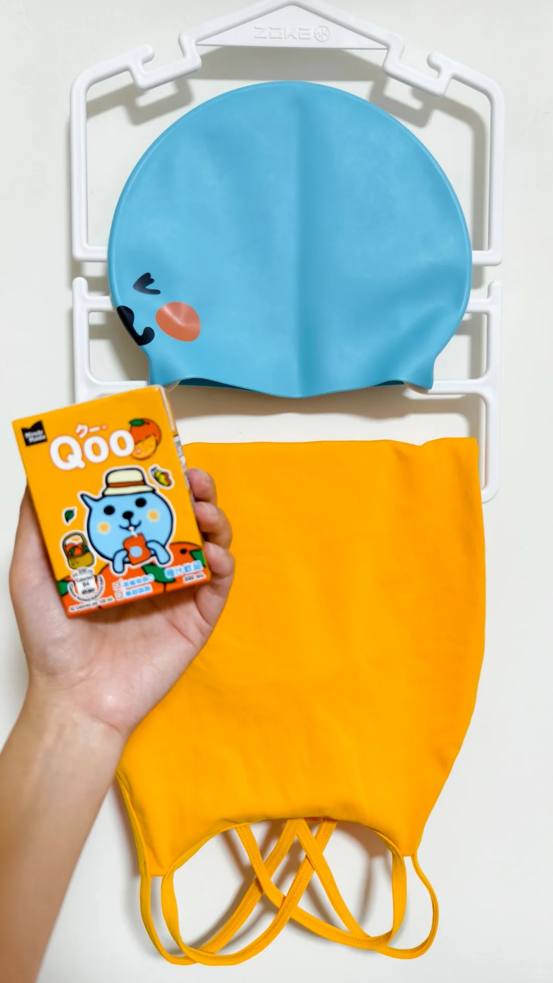 竞速泳衣分享,穿得很彩但游得很菜