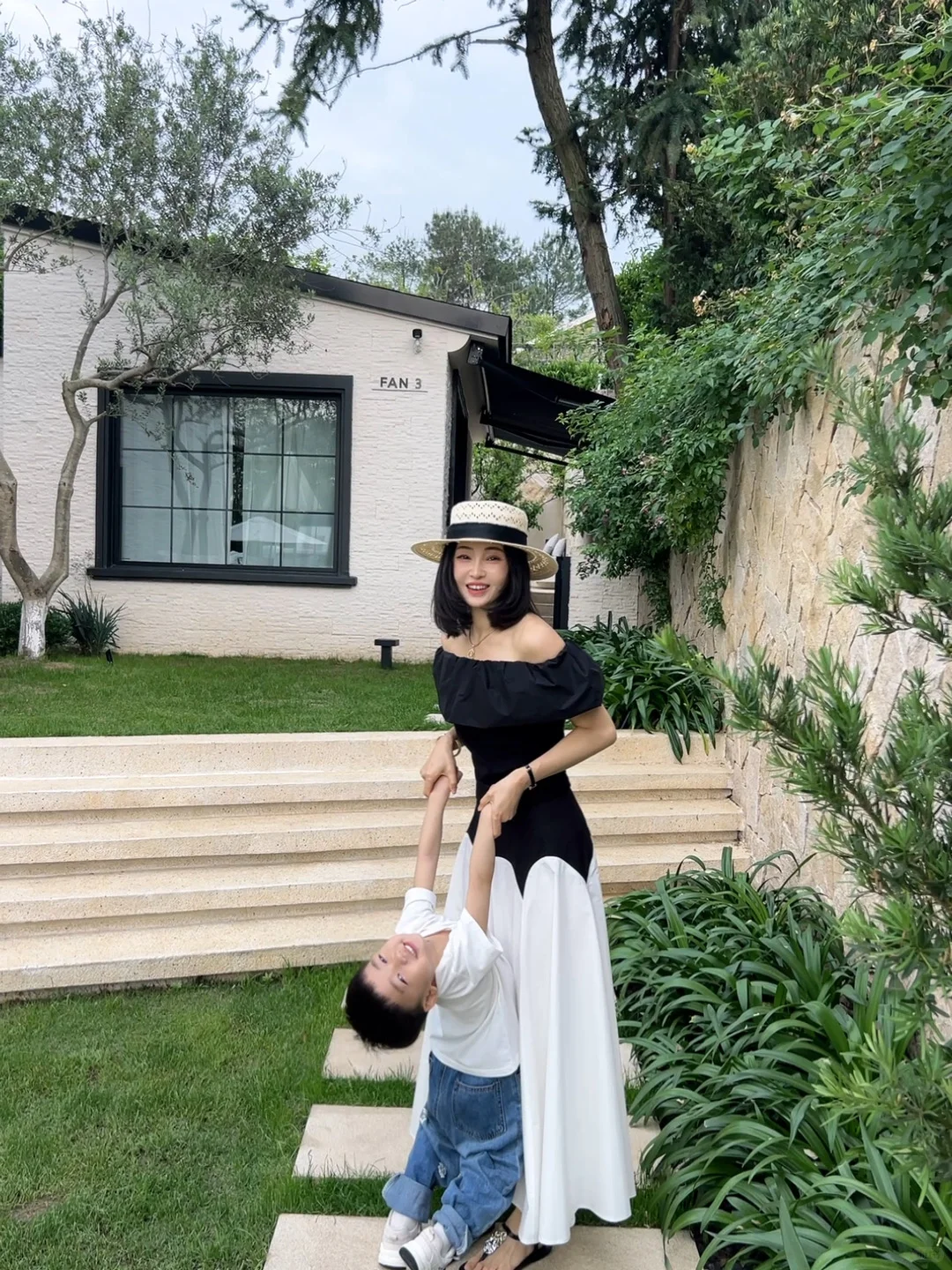 小子，放弃抵抗，就地求饶?