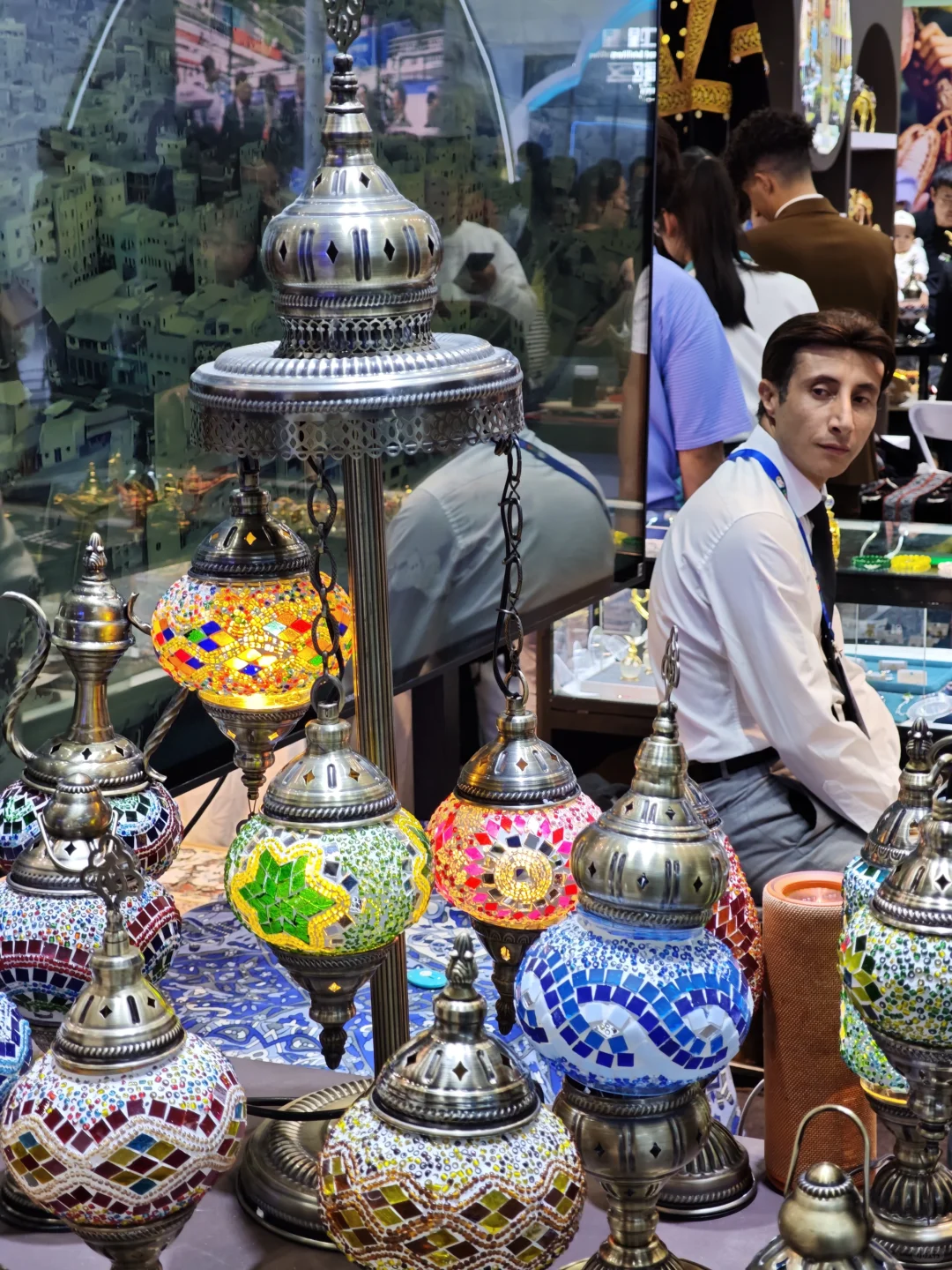 在银川逛中阿博览会像穿越到中东市集!