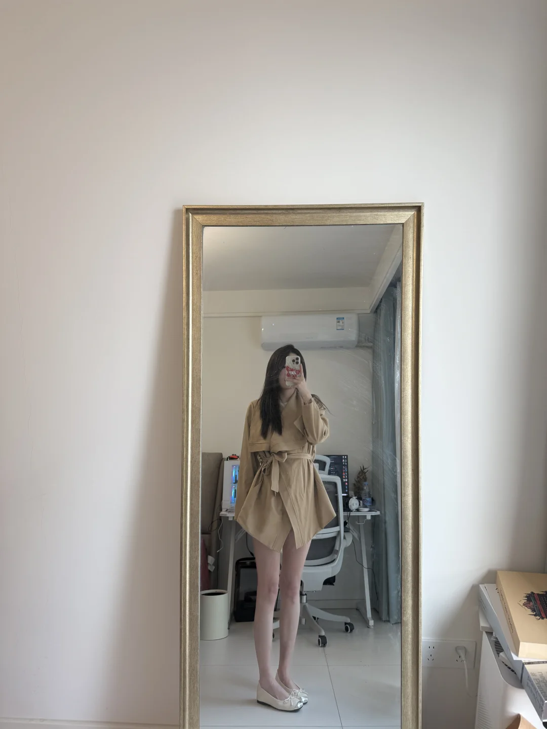 想给你一脚又怕你舔我脚