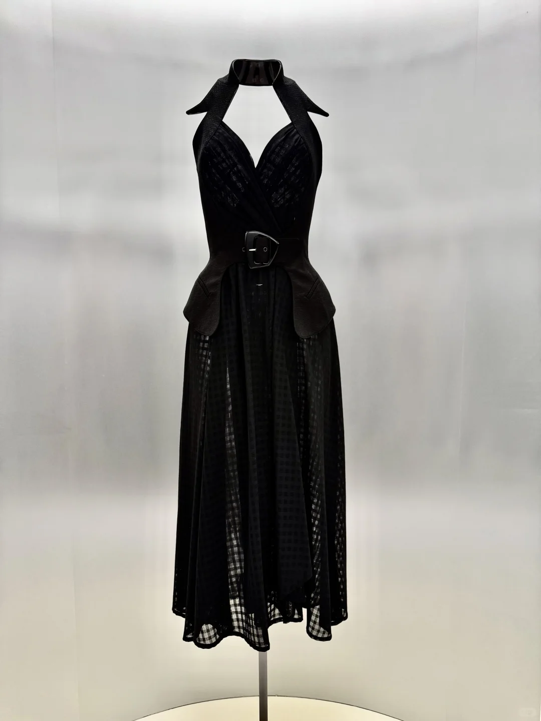 Alaia 1980/1990展览