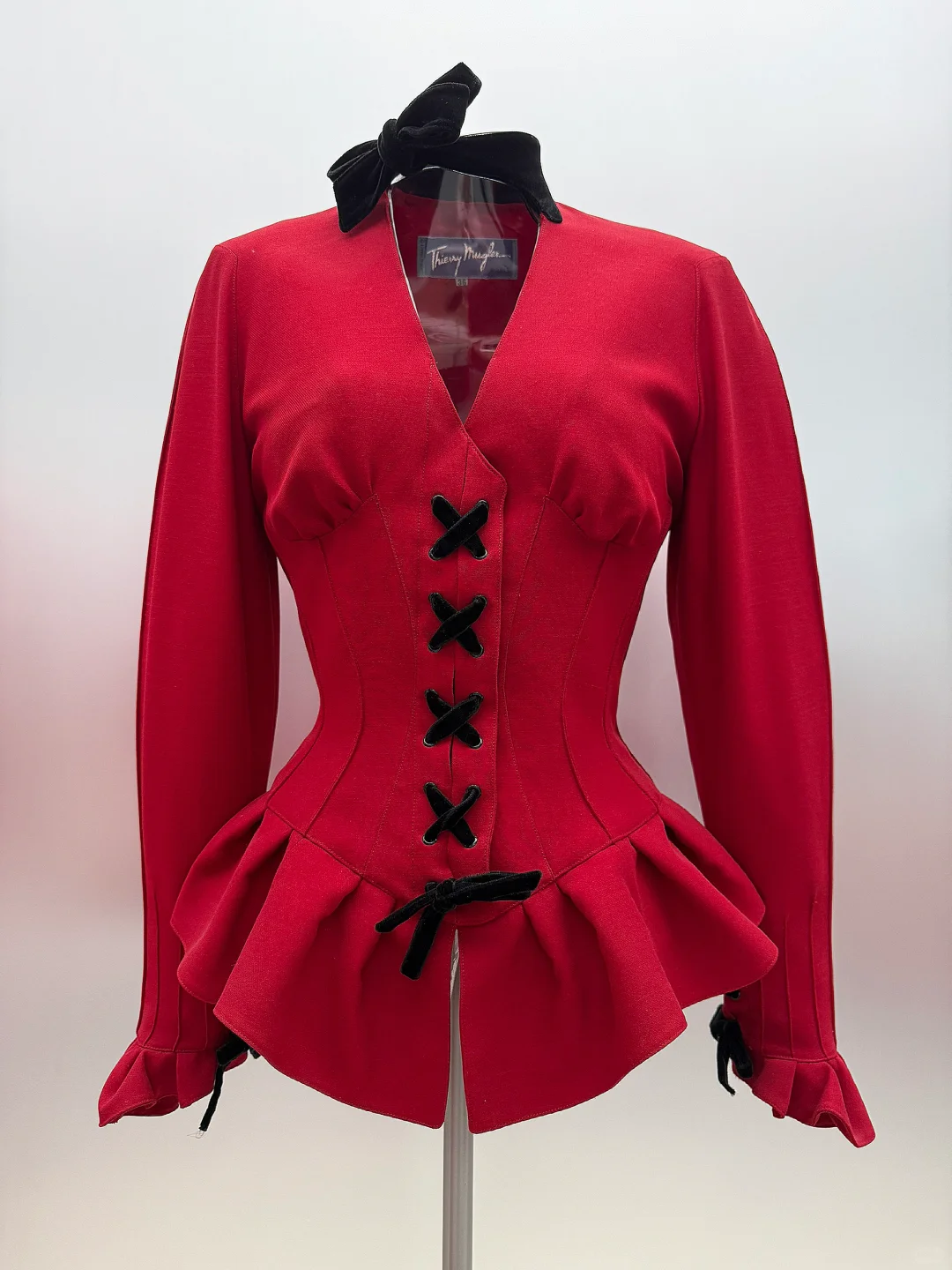 Alaia 1980/1990展览