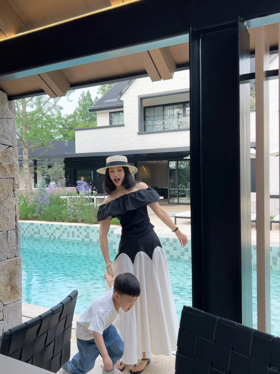 小子，放弃抵抗，就地求饶?