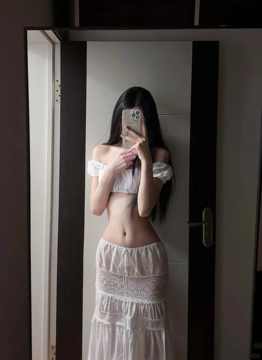 左滑上身！这套去海边穿绝了