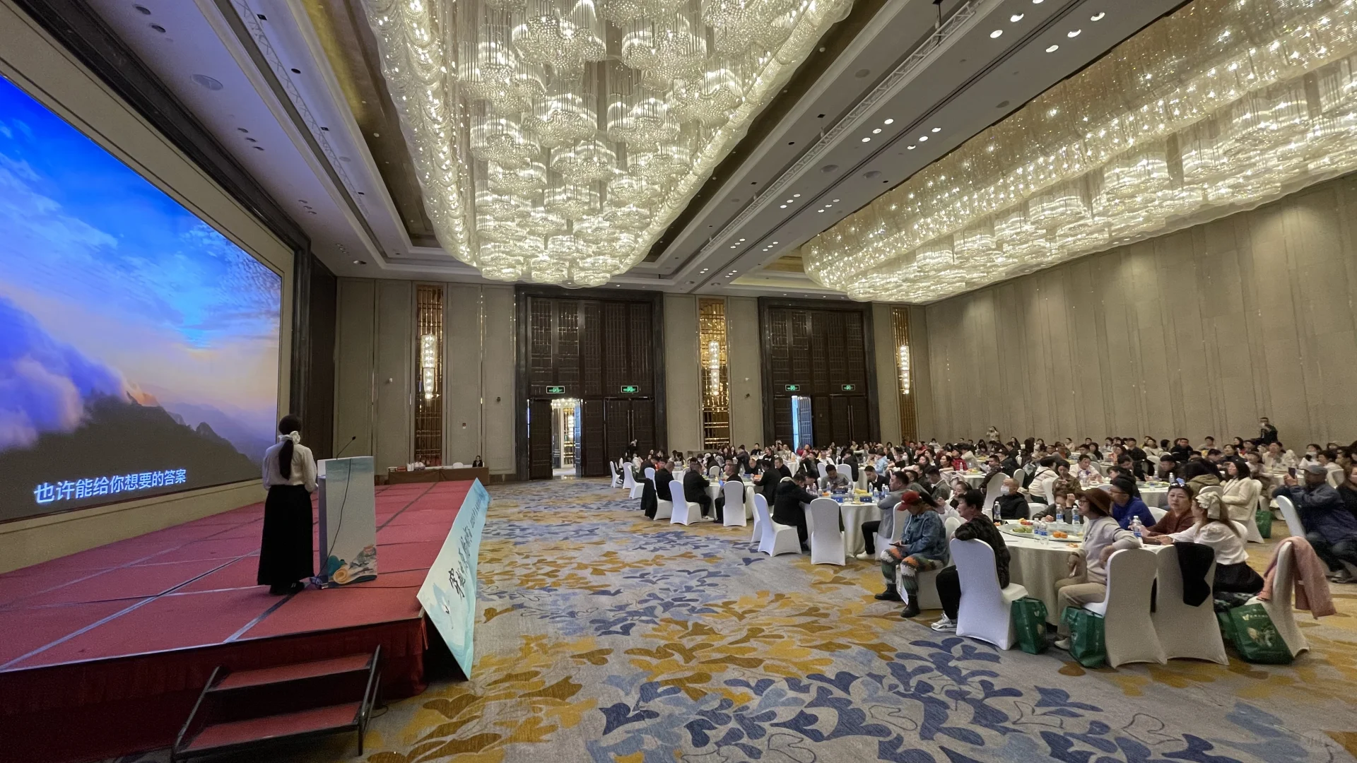 “恁咋才来呢” 河南挺好玩