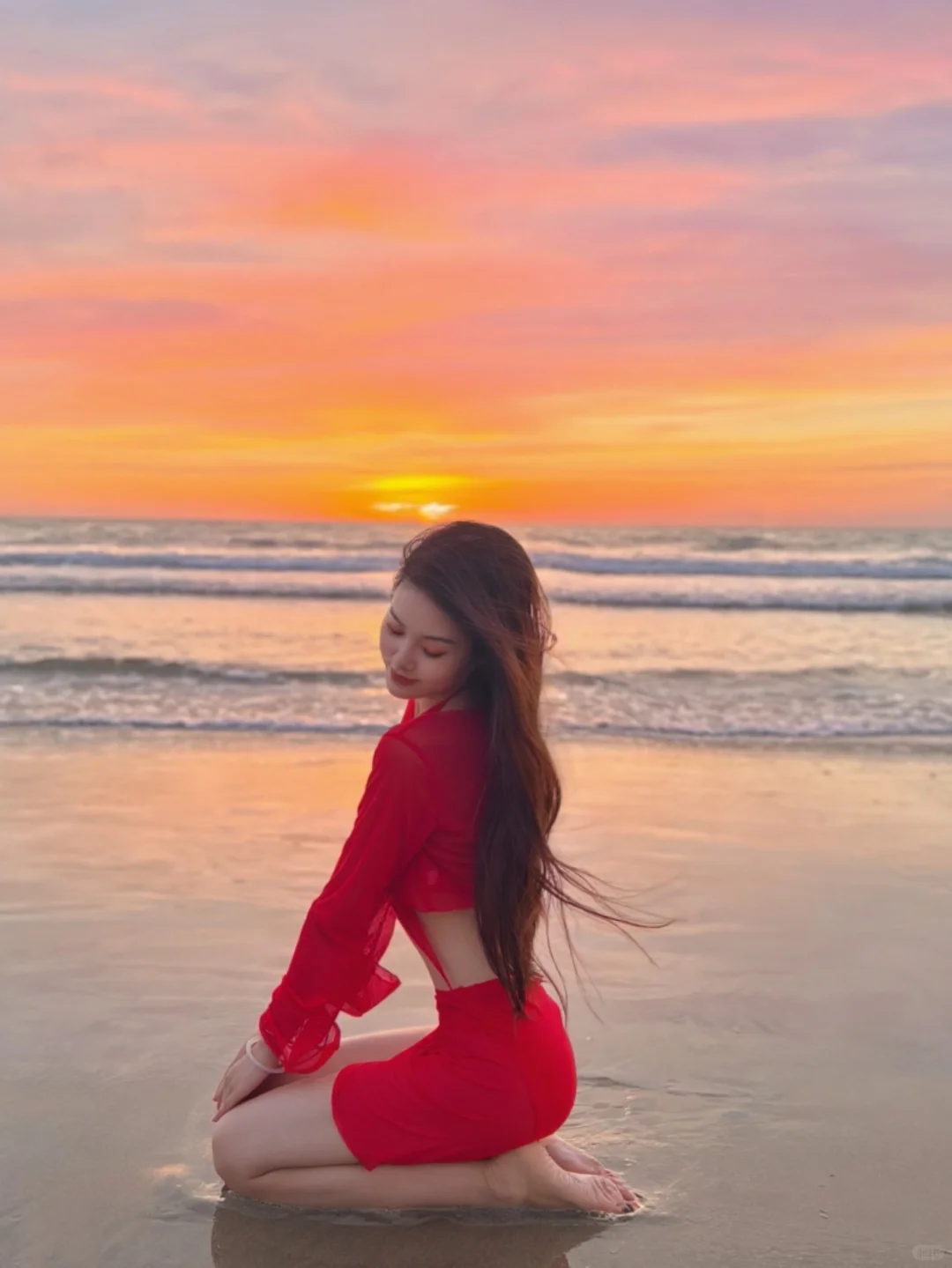 落日海滩泳衣法则｜被追着问爆的氛围感公式