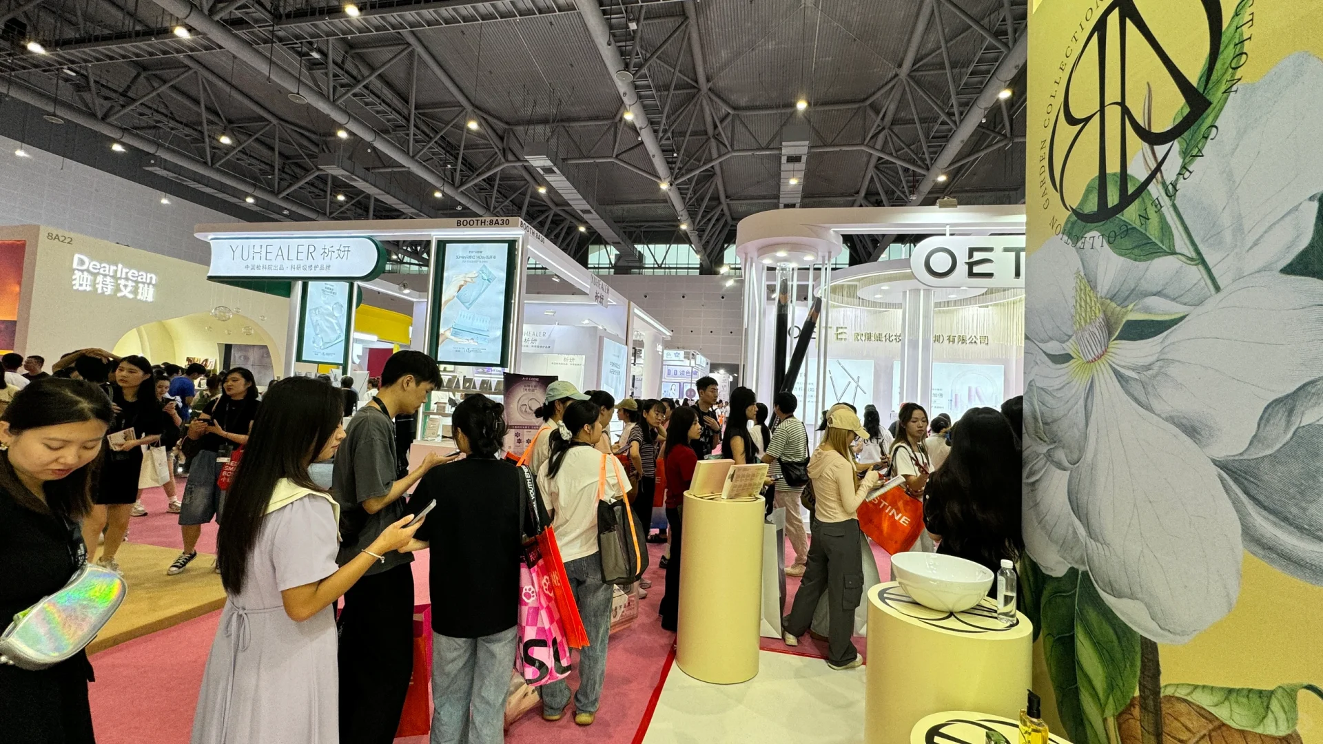 在杭州又有新展了！！国货崛起?