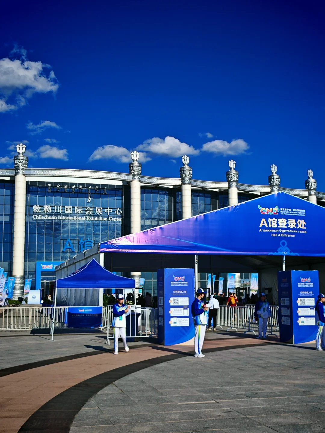 不同国家 风格迥异的展区 好好逛！