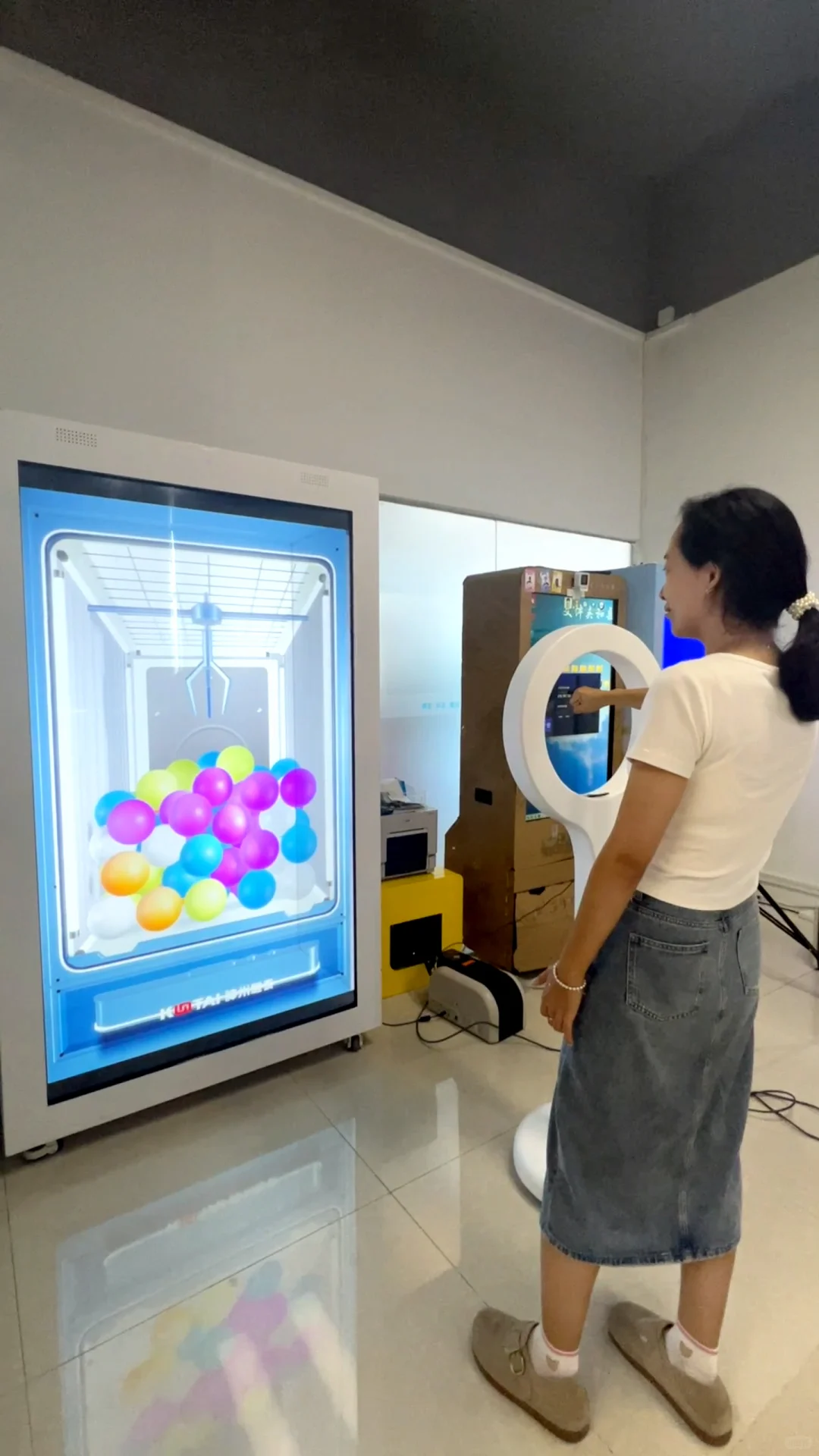 AI盲盒抓抓乐?遇上展会互动天花板