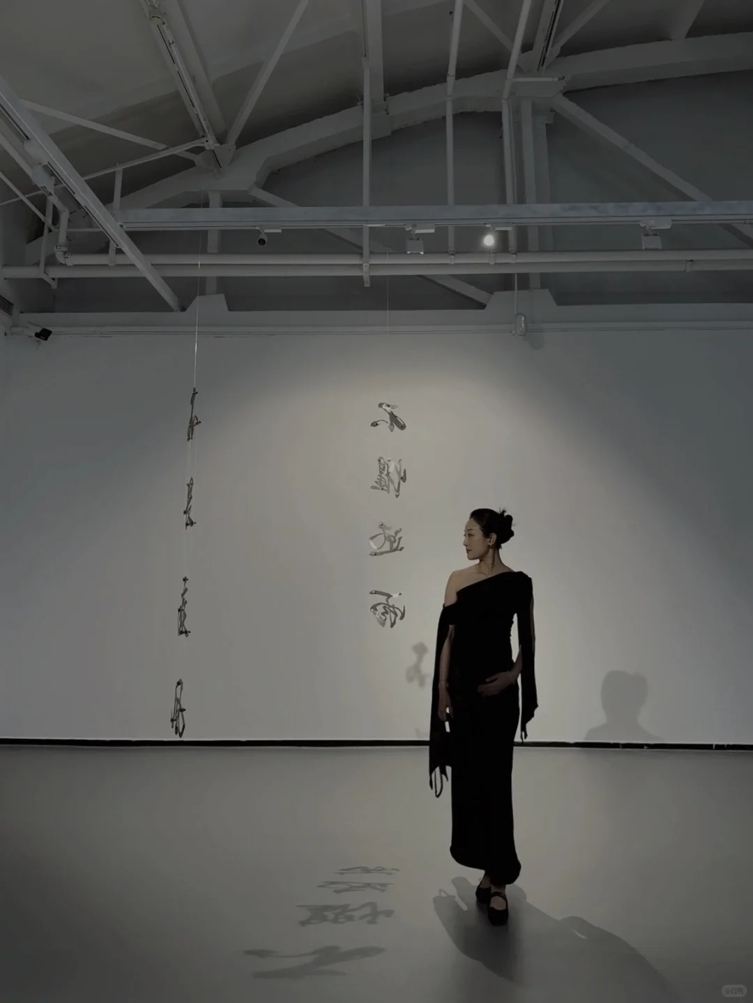 36w孕晚期带崽看展穿搭?重美术馆太好拍了