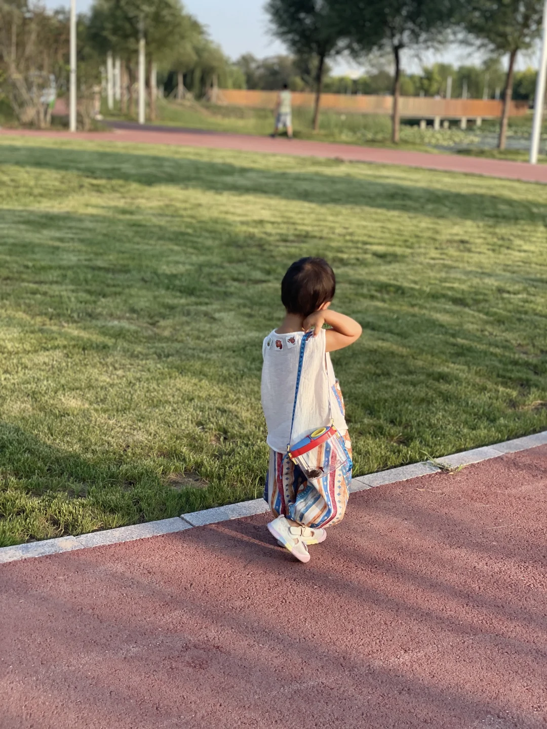 谁还不知道津南海河边美成这样！遛娃宝地！