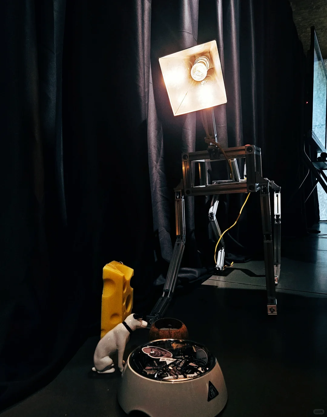 WTB展览高光 |1000人在集装箱集体触摸未来