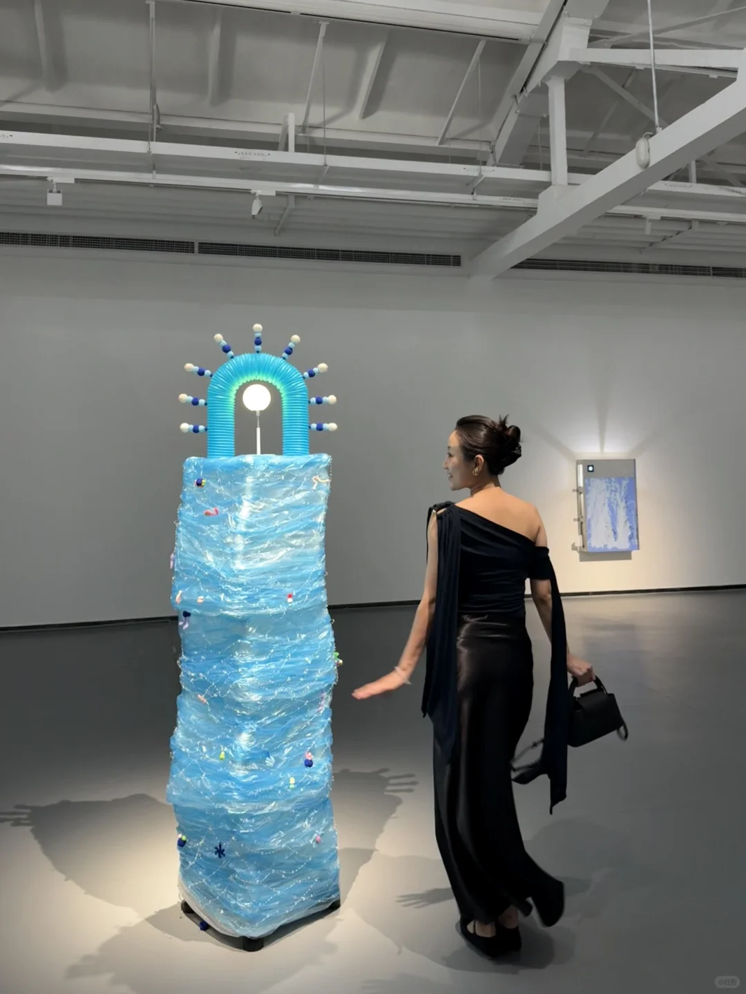 36w孕晚期带崽看展穿搭?重美术馆太好拍了