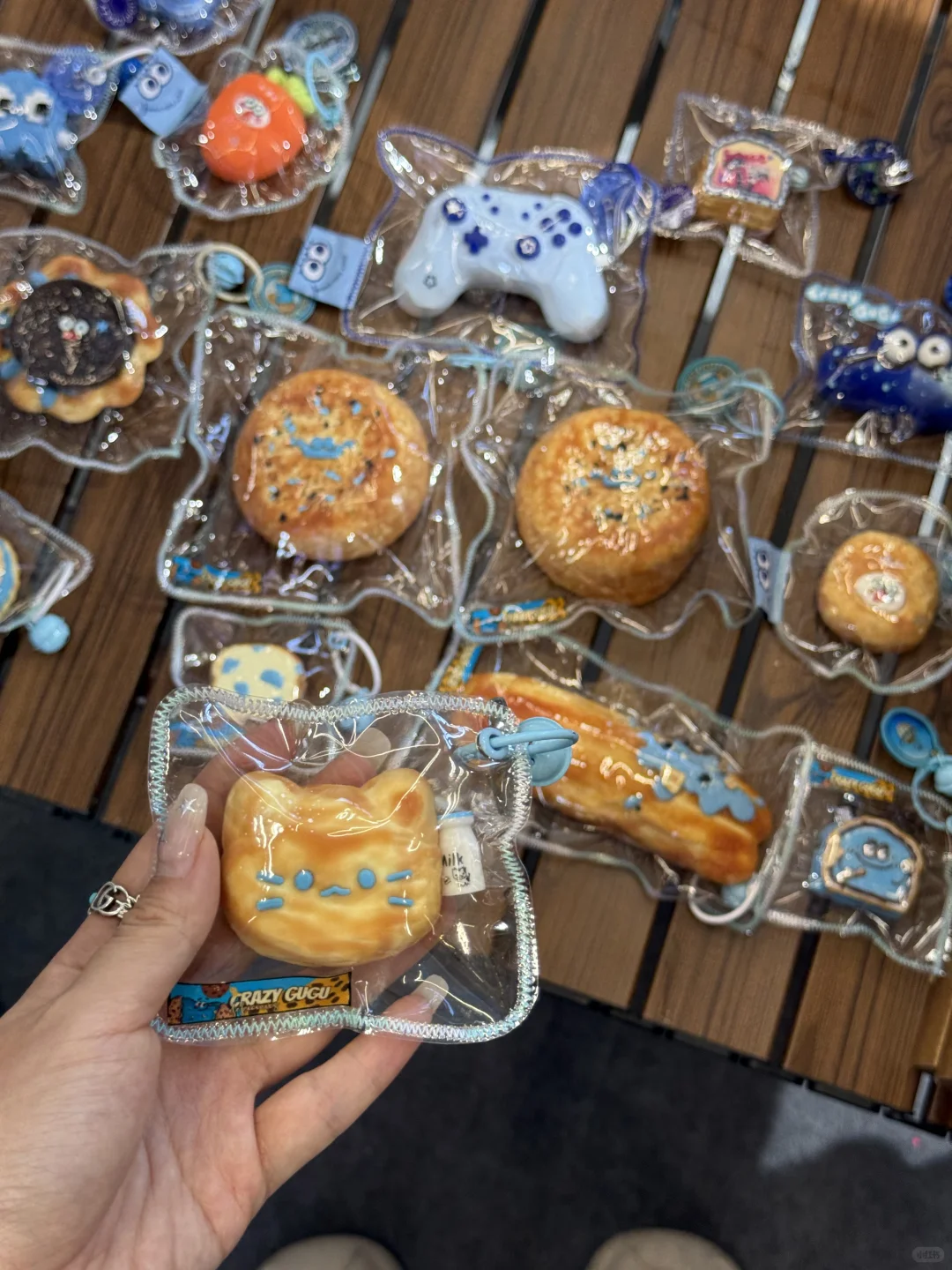 预计…明天有10w人来小红书集市！！！！