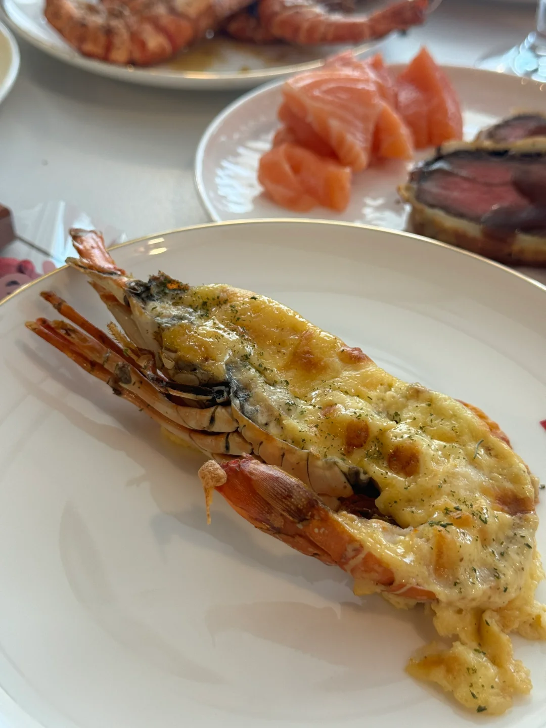 你敢信在邯郸人均200帝王蟹?吃到撑