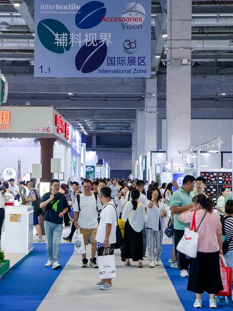 缝纫姐妹们别错过 秋冬面料流行趋势全掌握