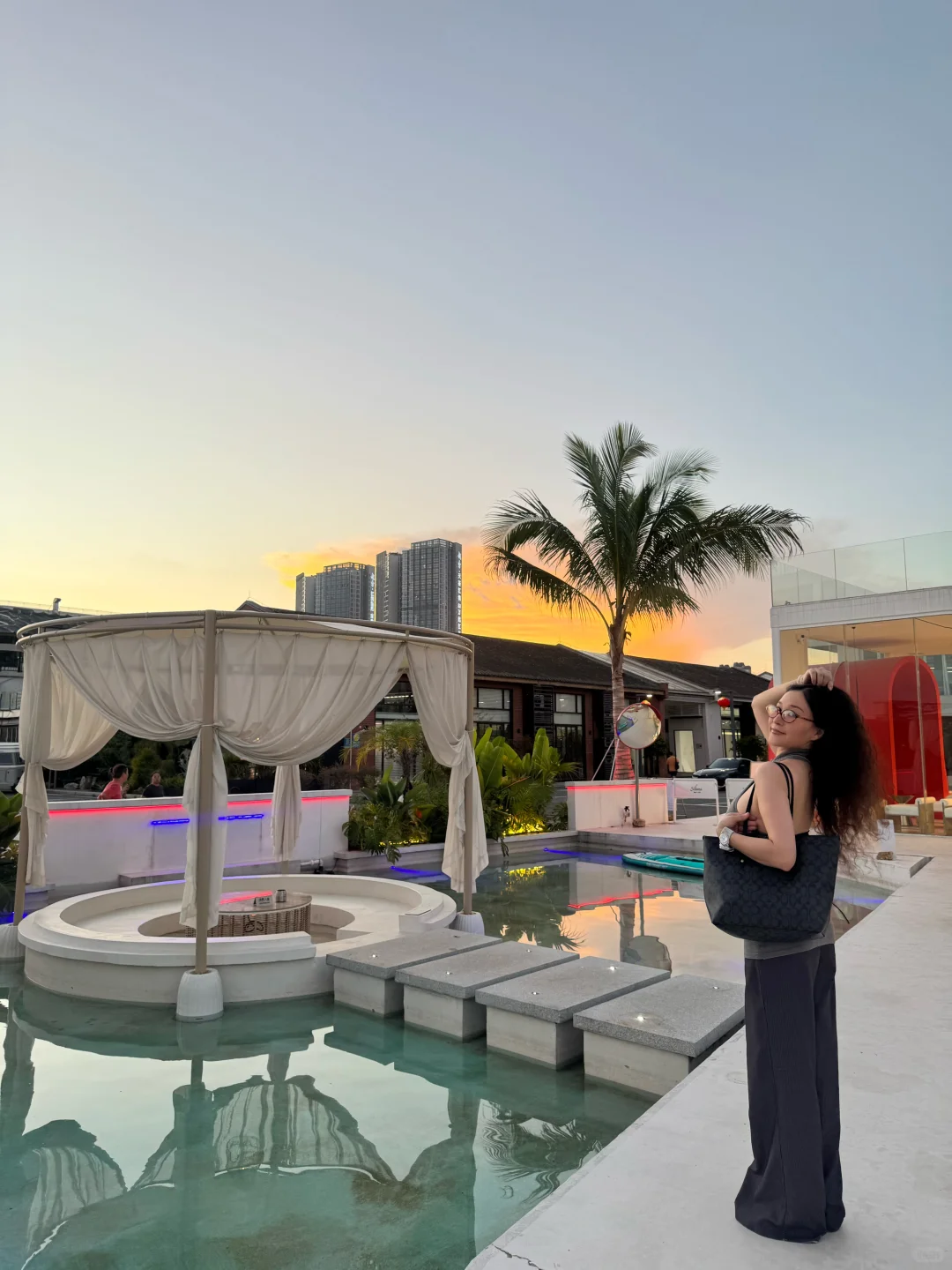 自由 自主 自信 谁管你