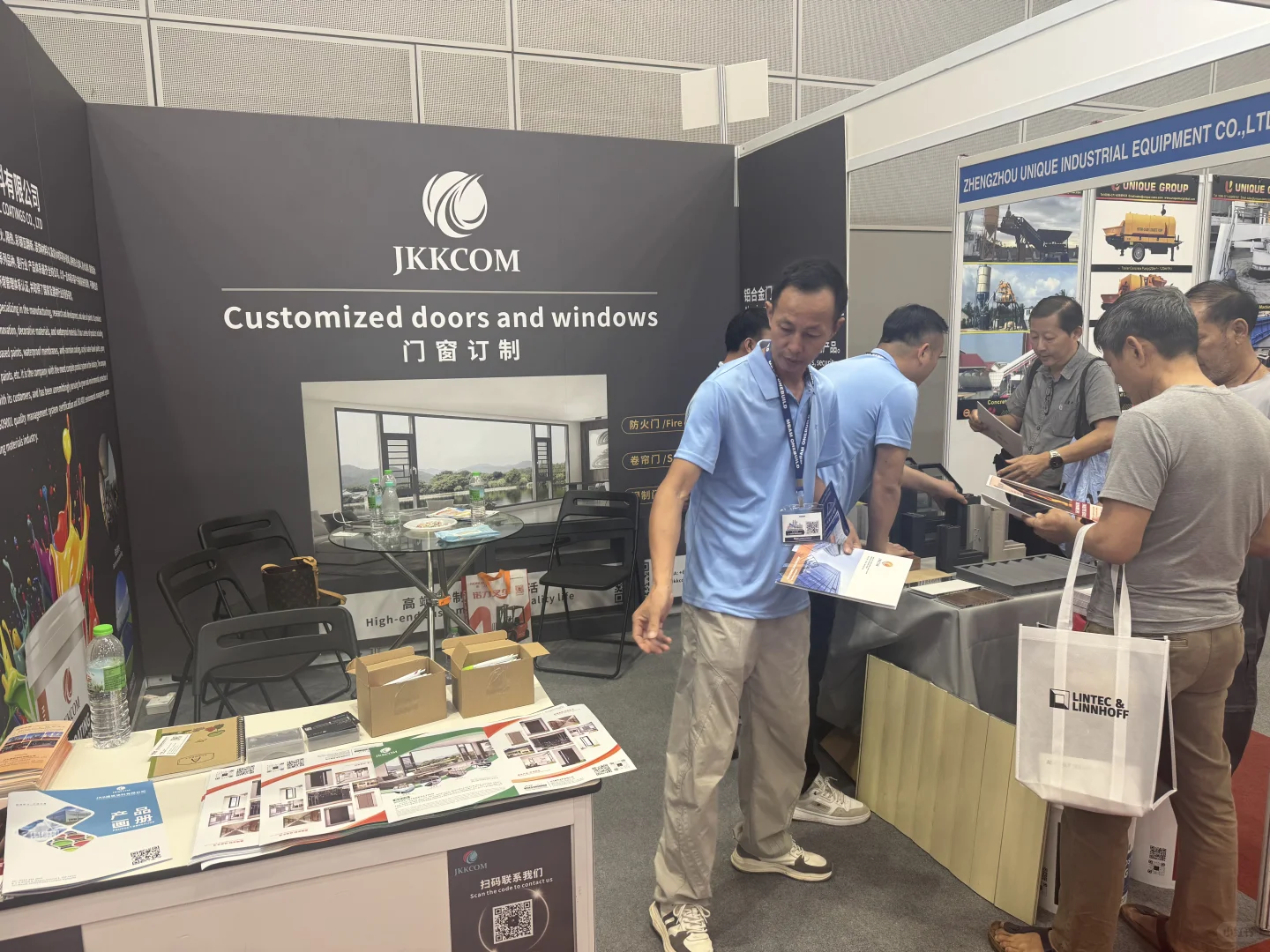 吉隆坡建材展Day1：和团队一起解锁行业新貌