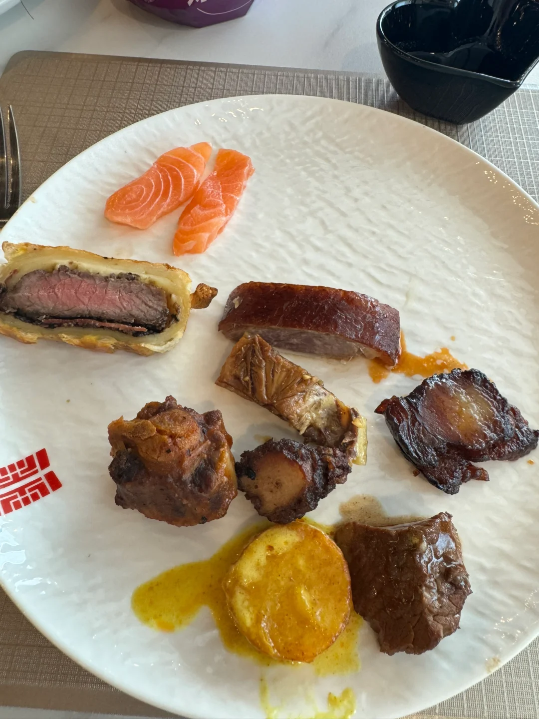 你敢信在邯郸人均200帝王蟹?吃到撑